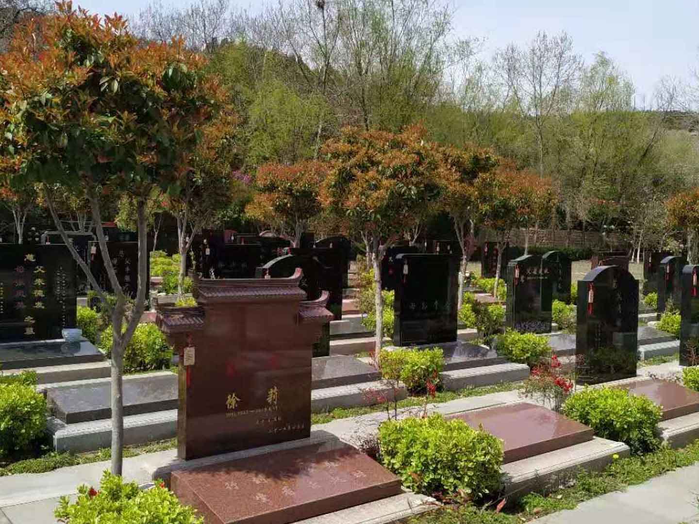 骨灰盒埋葬的注意事项与禁忌