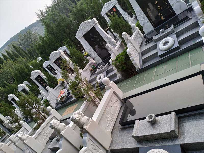 济南墓地中石狮的摆放的讲究 济南墓地中石狮的摆放的讲究