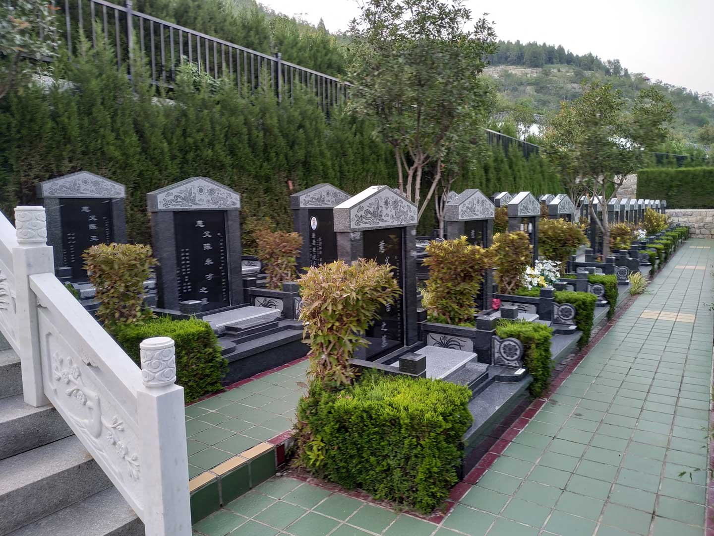 福寿园公墓环境