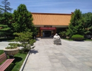 详述丧葬礼仪的流程，并掌握亲人离世后的关键步骤