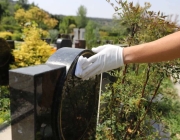 安葬仪式让葬礼更庄重，更好地送别逝者